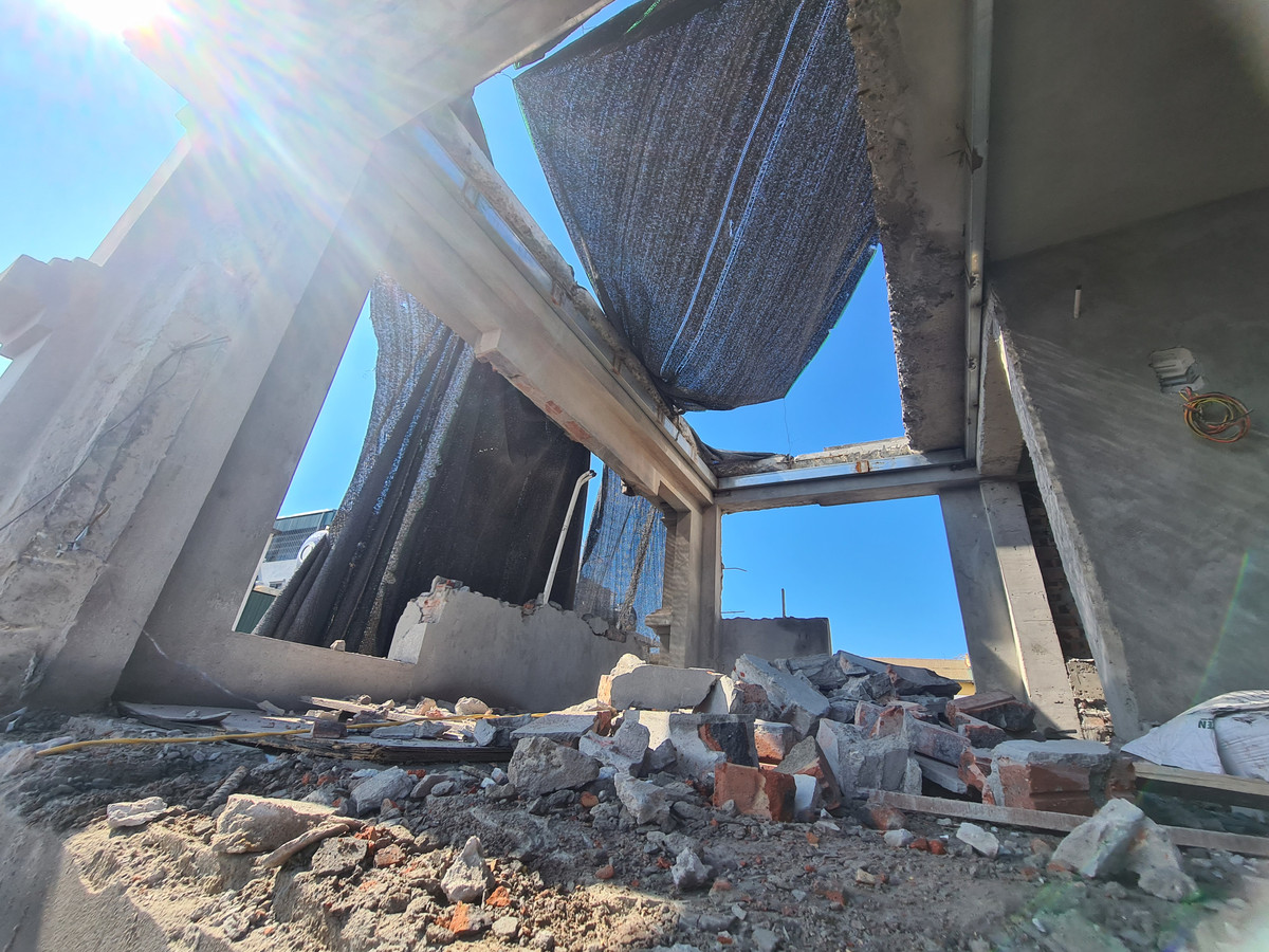 View - Hà Nội: Tháo dỡ xong phần sai phạm công trình ở phường V | Báo Tri thức và Cuộc sống - TIN TỨC PHỔ BIẾN KIẾN THỨC 24H