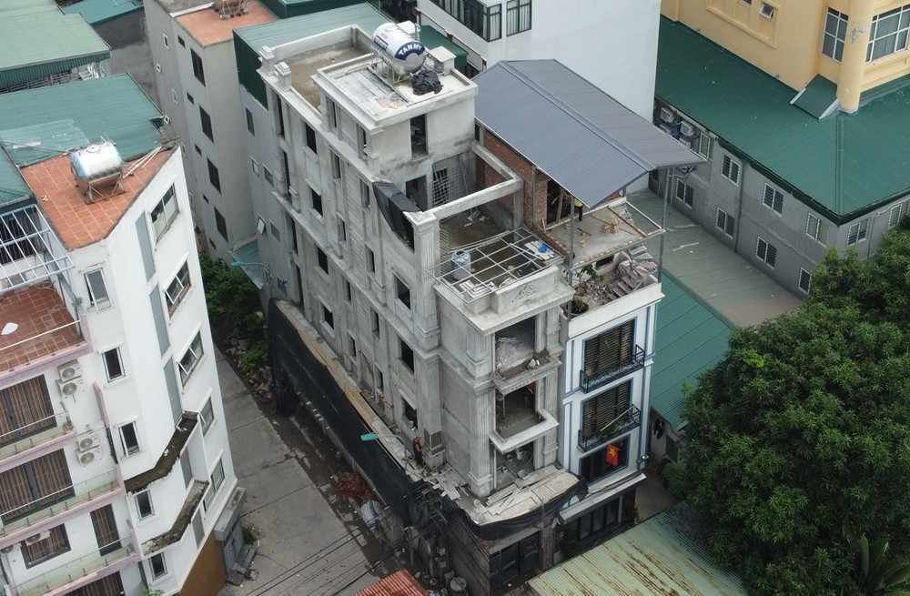 View - Hà Nội: Tháo dỡ xong phần sai phạm công trình ở phường V | Báo Tri thức và Cuộc sống - TIN TỨC PHỔ BIẾN KIẾN THỨC 24H