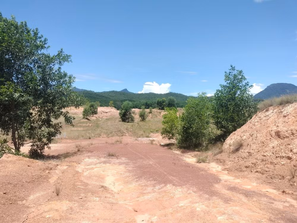 Dự án này từng được kỳ vọng sẽ trở thành điểm du lịch sinh thái mới ở địa phương, đồng thời sẽ tạo điểm nhấn thu hút du khách đến nơi đây và tạo công ăn việc làm cho bà con địa phương. (Ảnh: Tài nguyên và Môi trường).