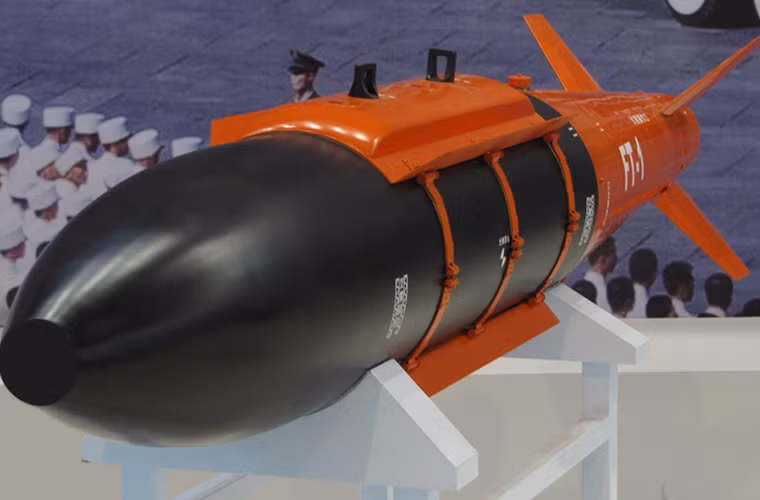 Và nếu tham gia không kích IS thì đây là cơ hội tốt cho nước này thử nghiệm các loại bom thông minh cũng như tên lửa thông minh.