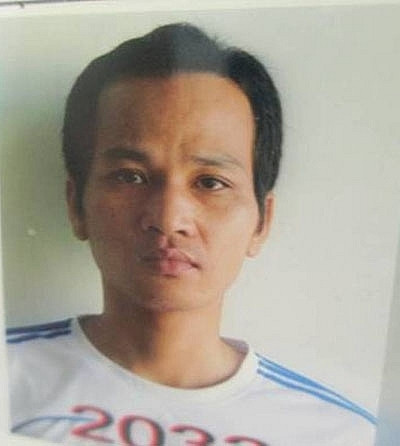 Lần theo số đầu mối này, các trinh sát được chủ sở hữu của số điện thoại cho biết một người bạn tên là Trần Quốc Thịnh, trú tại tổ 43 phường Kỳ Bá, TP Thái Bình mượn điện thoại hơn 1 tháng nay chưa trả. Rà soát thông tin, các trinh sát được biết, Thịnh là người quen của anh L. và khoảng hơn 20h ngày 3/6, có một thanh niên dắt chiếc xe máy Sirius màu đỏ, không nổ máy được, đi về hướng TP Thái Bình. Người thanh niên này qua nhận dạng của nhân chứng chính là Trần Quốc Thịnh. (Ảnh minh họa, nguồn internet)