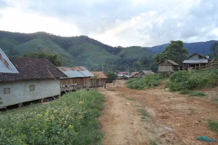 Ông Vu là người làm ăn giỏi, từng có thời gian là Công an viên và Trưởng thôn. Ông Vu không có thù tức hay bất hòa với bất cứ ai. Khi sàng lọc thông tin, ban chuyên án được biết vào thời điểm ông Vu mất tích, vợ thứ hai là Mỷ đang ở Simacai. Nguyên nhân bà Mỷ bỏ nhà vì thời gian đó, ông Vu đi uống rượu về đã đánh bà Mỷ một trận đau... (Ảnh minh họa, nguồn internet)