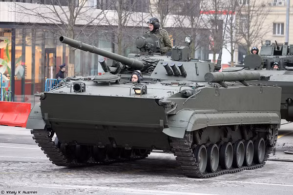 Xe chiến đấu bộ binh BMP-3.