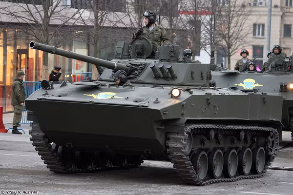 Xe chiến đấu của bộ đội đổ bộ đường không BMD-4M.