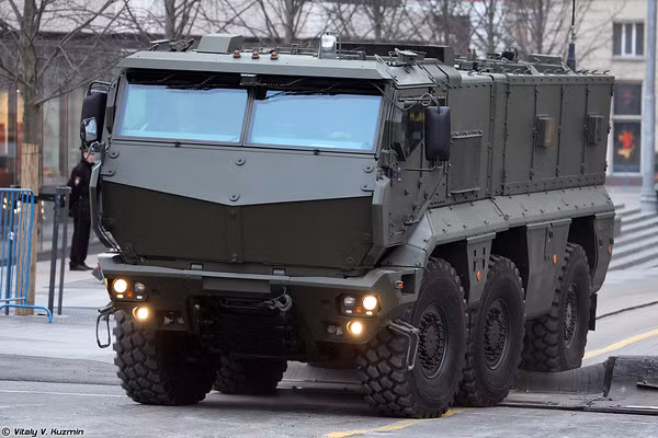 Xe bọc thép chở quân Typhoon-K.