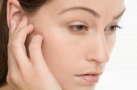  Ngứa tai trái dữ dội: Khi bạn cảm thấy ngứa tai trái của mình thì đó chính là điều vô cùng may mắn. Đây chính là người được thần tài phù trợ, trong thời gián sắp tới sẽ có điềm báo may mắn làm gì cũng dễ dàng thành công rực rỡ.