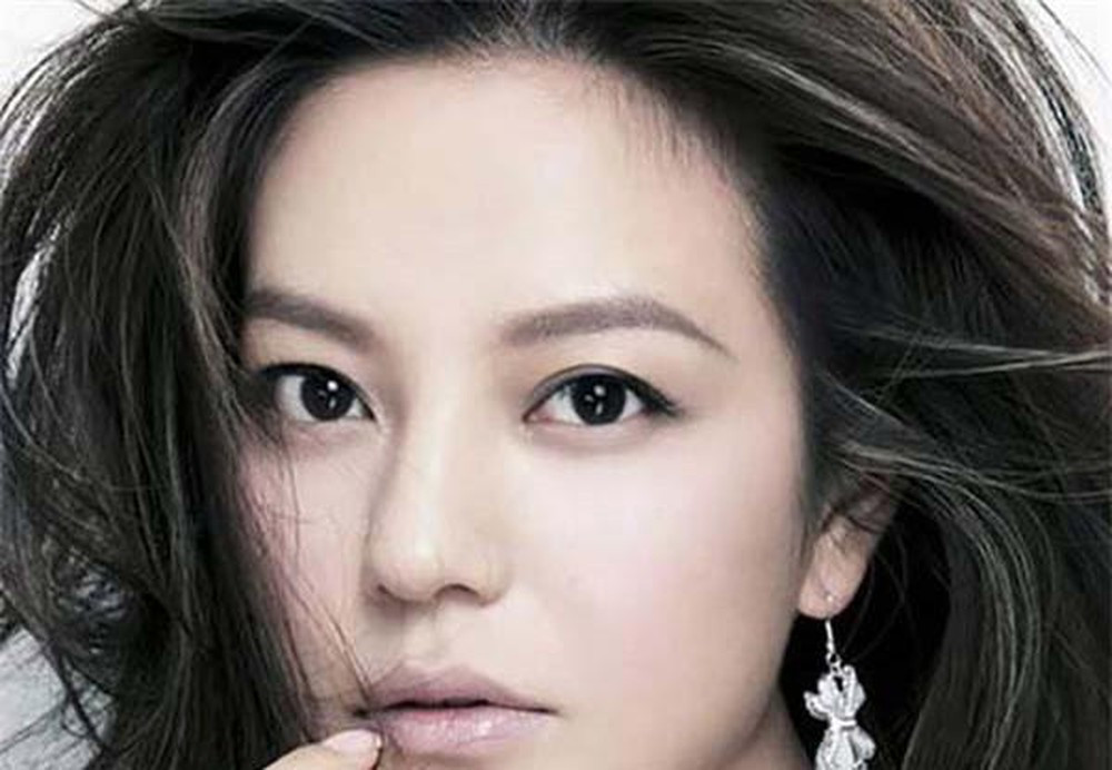 Trong tính cách những người phụ nữ có lông mày lá liễu họ còn là những con người có trí thông minh, hiểu biết hoạt bát và có khả năng giao tiếp tốt cuộc đời gặp nhiều may mắn thành công hơn người.