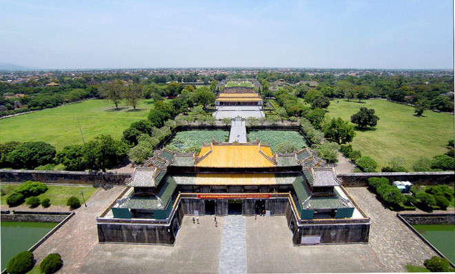 Vua Minh Mạng tên thật là Nguyễn Phúc Đảm. Dưới thời trị vì của mình, Minh Mạng giúp nhà Nguyễn trở thành quốc gia hùng mạnh nhất trong khu vực, được nhiều nước nể trọng.