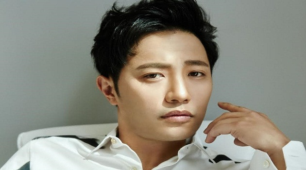  Miệng trâu: Những người đàn ông sở hữu tướng miệng trâu hai môi rất dày, miệng to, lưỡi dài, răng trắng thường vô cùng mạnh mẽ, kiên định. Những chàng nào sở hữu đôi môi này là người lanh lợi, khéo léo, sống có tình nghĩa nên có hôn nhân viên mãn. Cuộc đời an nhàn, có phúc lộc, sống trường thọ ít ốm đau bệnh tật.