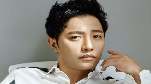  Miệng trâu: Những người đàn ông sở hữu tướng miệng trâu hai môi rất dày, miệng to, lưỡi dài, răng trắng thường vô cùng mạnh mẽ, kiên định. Những chàng nào sở hữu đôi môi này là người lanh lợi, khéo léo, sống có tình nghĩa nên có hôn nhân viên mãn. Cuộc đời an nhàn, có phúc lộc, sống trường thọ ít ốm đau bệnh tật.