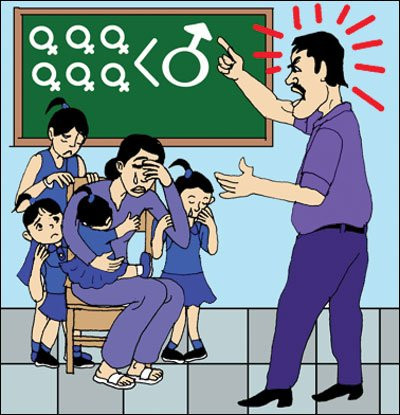 Nhiều gia đình trước đây quan niệm sinh con phải đủ nếp đủ tẻ, tức có cả con trai lẫn con gái. Đặc biệt, gia đình phải có con trai để nối dõi tông đường, thờ cúng ông bà tổ tiên. Còn con gái sẽ quan tâm, chăm sóc cha mẹ, giúp đỡ chuyện gia đình. Vì thế xảy ra tình trạng, người nào sinh con một bề thường bị “chấm điểm thấp” so với người sinh con đủ trai đủ gái. 