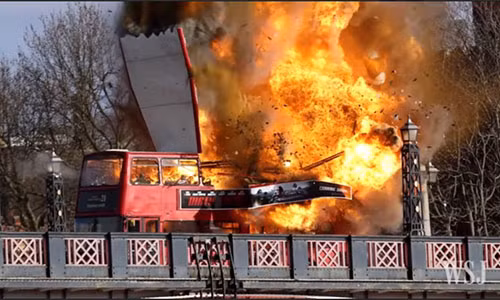 Hau truong hoanh trang canh chay no trong bom tan The Foreigner