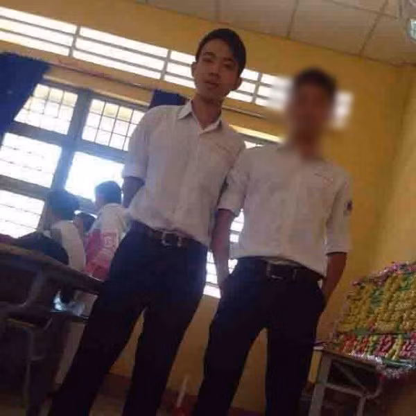 Nam sinh Trần Ngọc Phú 19 tuổi mất tích gần 1 tháng không có lý do.