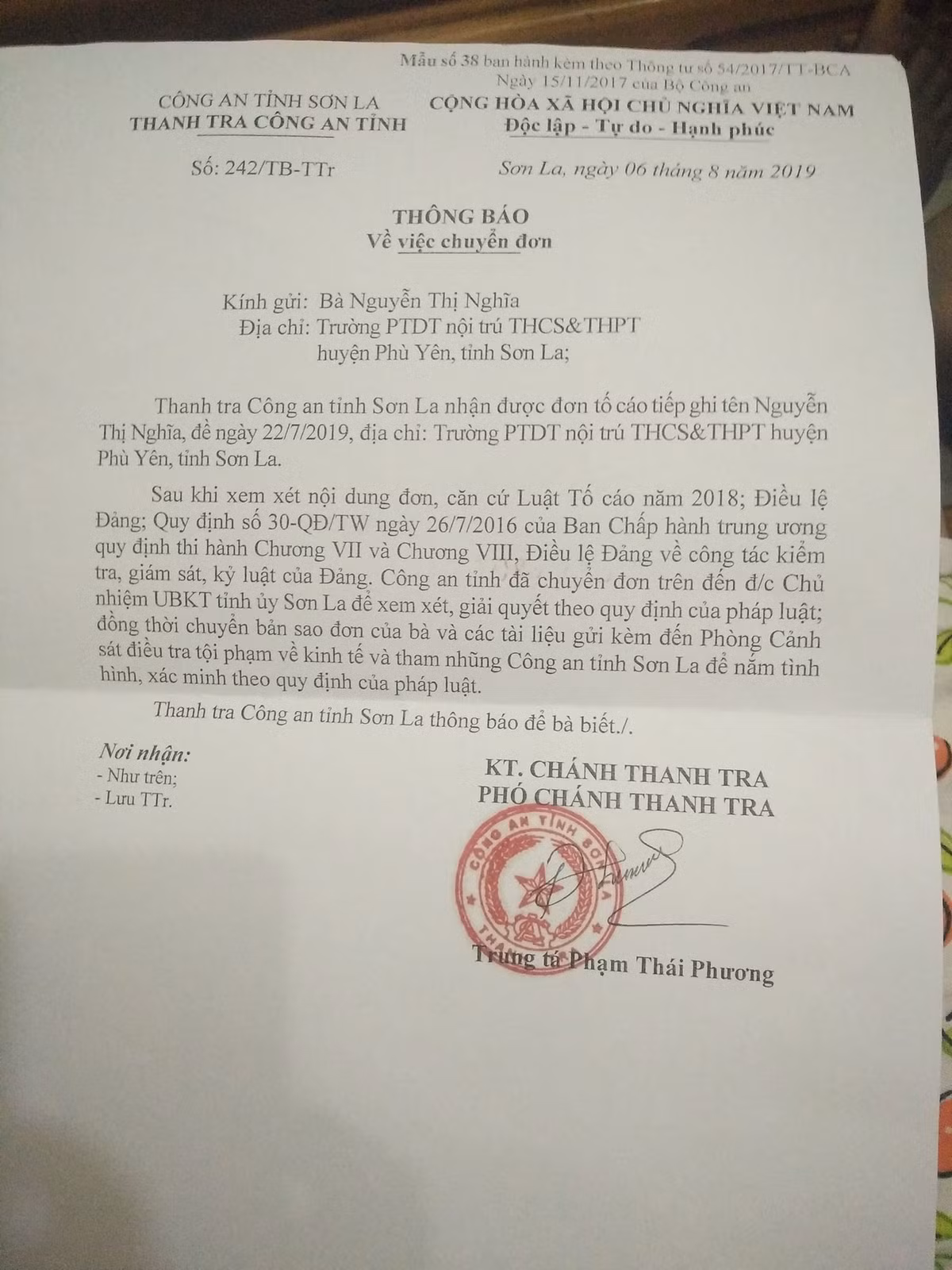 Hieu truong truong Noi tru bot xen khau phan an hoc sinh o Son La: Cong an vao cuoc