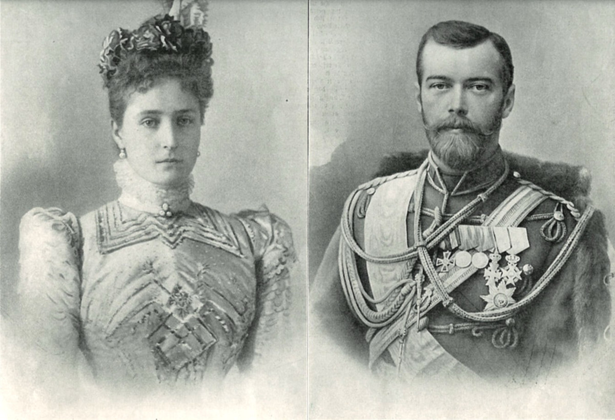 Về sau, Hoàng hậu Alexandra còn tiết lộ đã nằm mơ thấy bà và chồng - Sa hoàng Nicholas II cùng gia đình cũng như người hầu bị sát hại trong một căn phòng kín.
