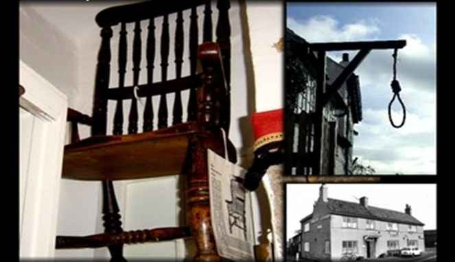 Trước những cái chết liên quan đến ghế vướng lời nguyền nghiệt ngã của Busby, người chủ quán rượu quyết định cất nó vào tầng hầm để không ai gặp xui xẻo.