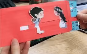 Gai e tu thiet ke thiep cuoi cho minh khien dan mang chao dao