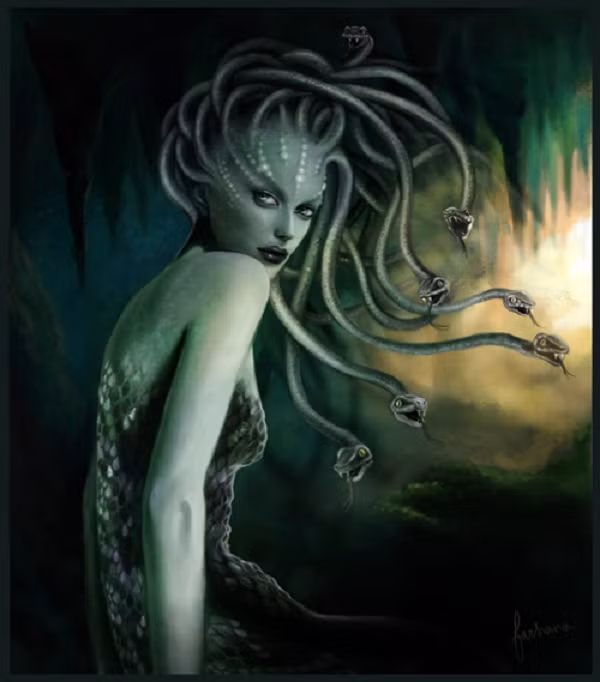 Say mê nhan sắc Medusa, thần biển Poseidon đã cưỡng bức nàng ngay tại đền thờ nữ thần Athena.