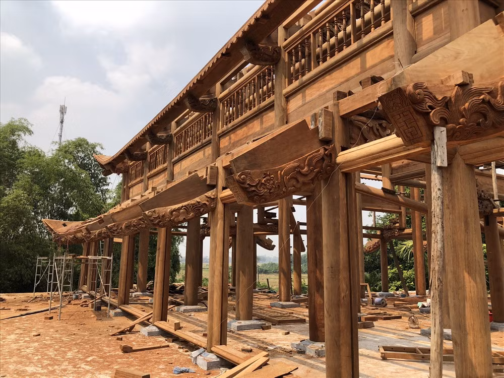 Ngôi chùa mới được dựng ngay sát sau chính điện.