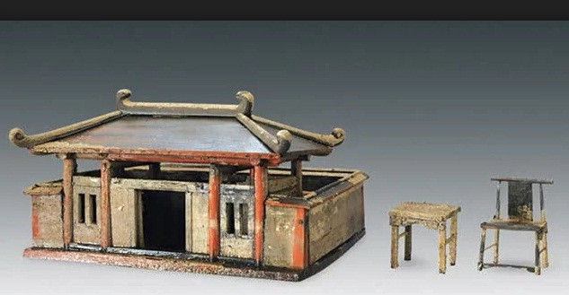 Theo các chuyên gia, cỗ quan tài chứa hài cốt "Đại phu nhân" có niên đại 900 năm.