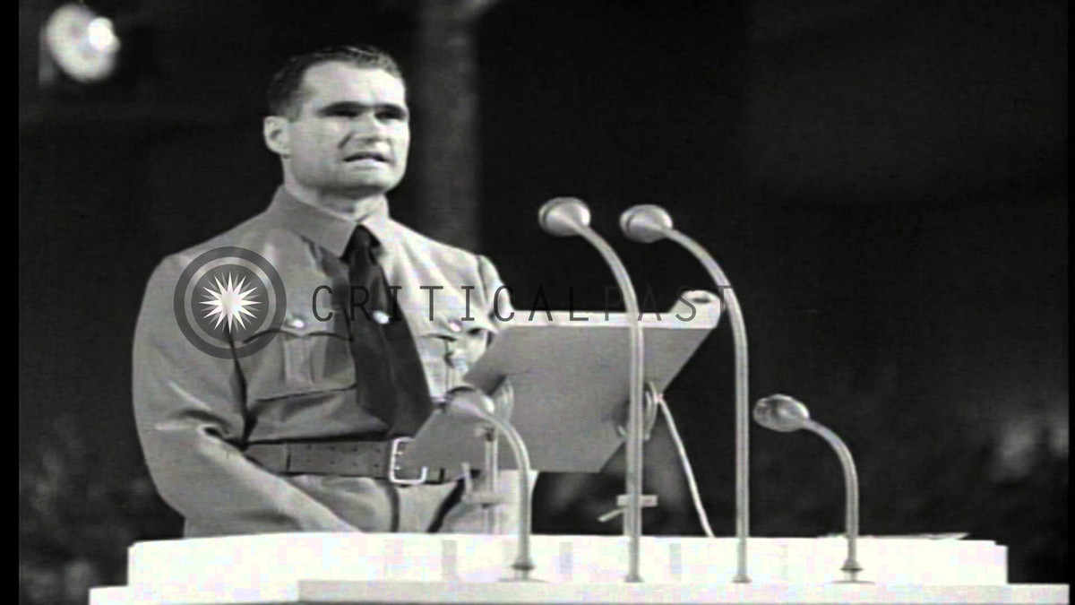Vì vậy, Rudolf Hess bị quân đồng minh bắt và giam cầm trong suốt giai đoạn còn lại của Chiến tranh thế giới 2 trước khi bị kết án chung thân tại phiên tòa Nuremberg diễn ra năm 1946.