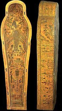 Người Ai Cập thời xưa cũng khắc những lời cầu nguyện dành cho người chết để gửi tới các vị thần linh lên trên cỗ quan tài.