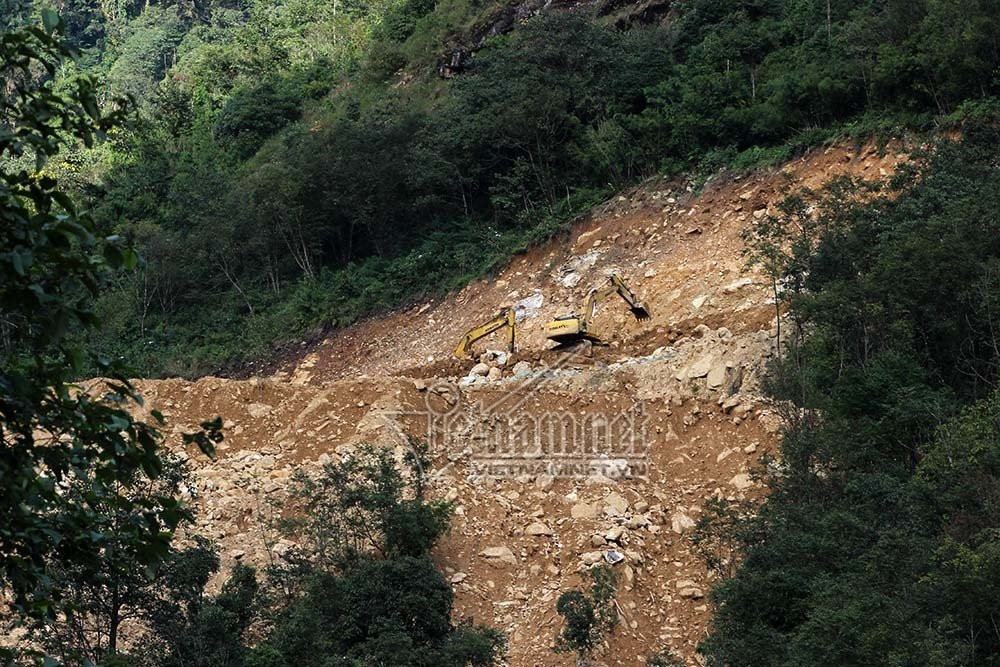 Thuc hu viec Lai Chau xay biet thu tren dat rung phong ho Hoang Lien Son-Hinh-2