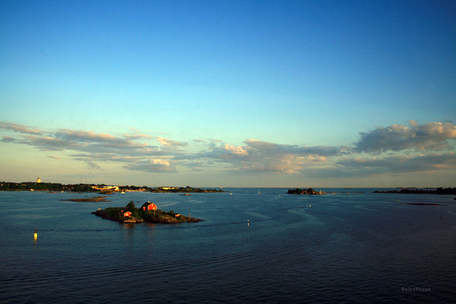 Có những người có sở thích đặc biệt là được biển bao vây xung quanh.