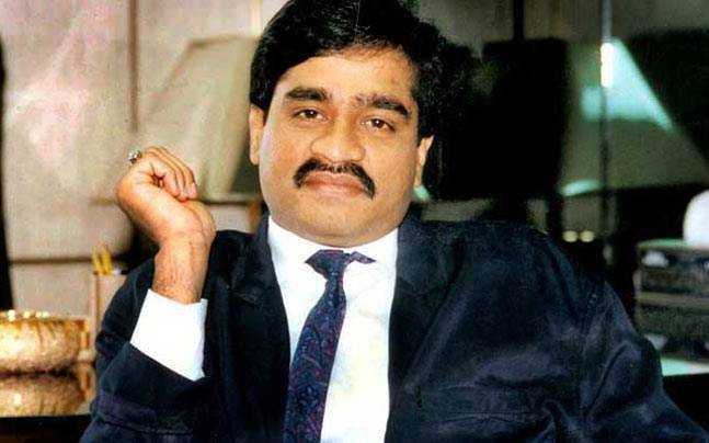 Dawood Ibrahim là tên trùm xã hội đen khét tiếng thế giới. Y bị Mỹ xếp vào danh sách những tên khủng bố toàn cầu.