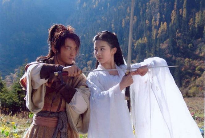 Khi Kim Dung đăng đoạn cuối nói về việc Tiểu Long Nữ chết trong tác phẩm Thần điêu đại hiệp trên tờ Minh Báo năm 1959 thì vấp phải sự phản đối dữ dội của khán giả.