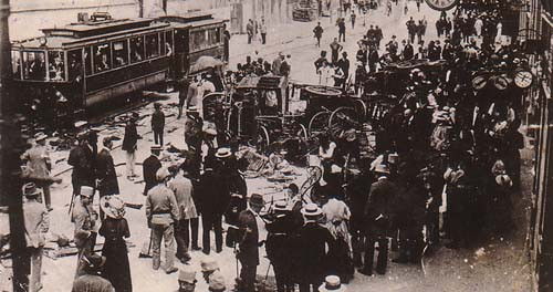 Sau khi xảy ra vụ ám sát Thái tử Franz Ferdinand, đế quốc Áo - Hung đổ lỗi cho Serbia đứng đằng sau vụ việc. Vì vậy, đế quốc Áo - Hung tuyên chiến với Serbia, châm ngòi cho Chiến tranh thế giới 1 nổ ra.