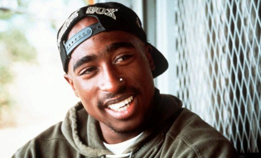 Tupac Shakur, còn có nghệ danh là 2Pac hay Pac, là một rapper, nhạc sĩ và diễn viên người Mỹ nổi tiếng theo chủ nghĩa cách mạng dân tộc, bài trừ phân biệt chủng tộc và chống bạo lực.