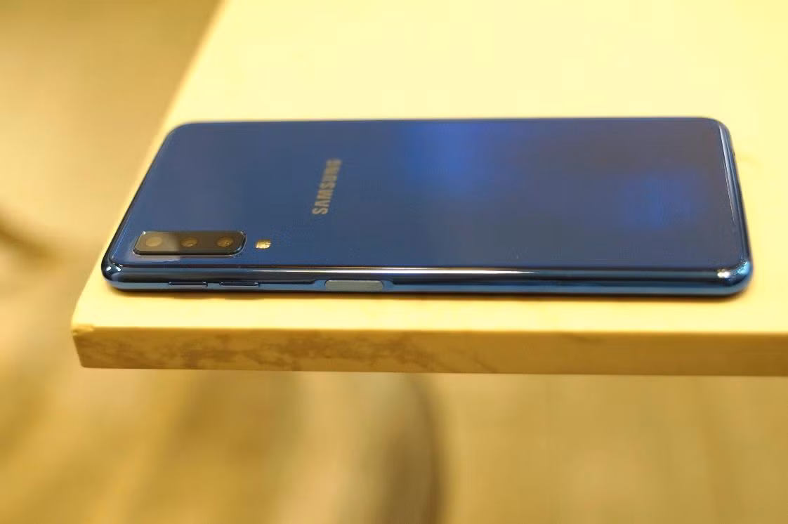 Tin do du lich chon dien thoai nhu the nao?