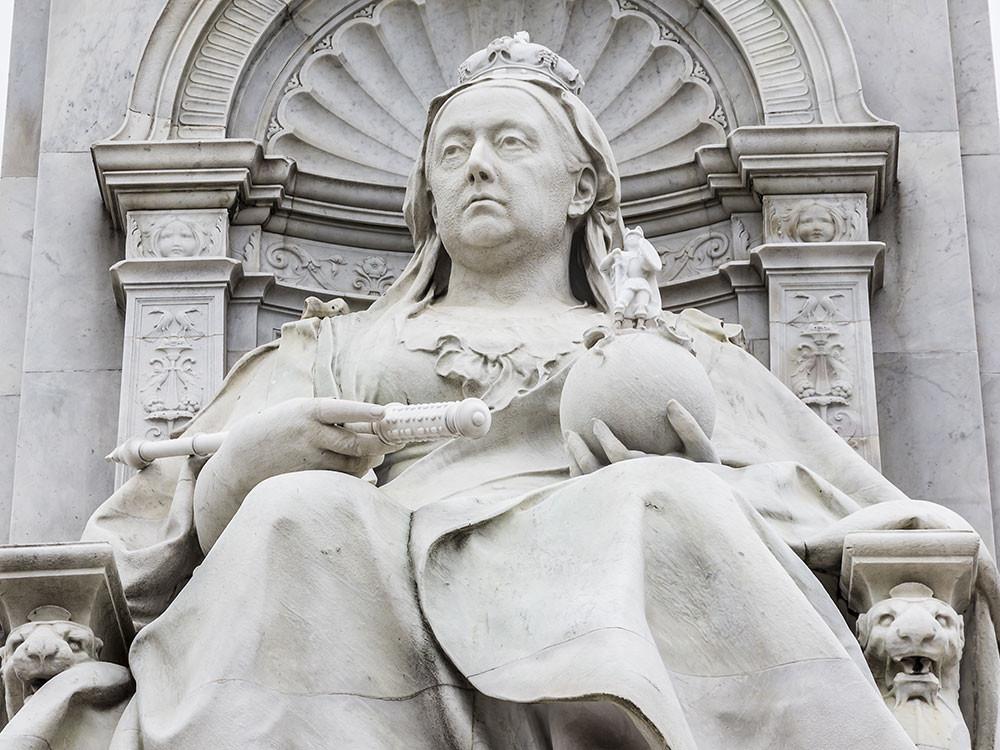 Trong 2 lần sinh tiếp theo, Nữ hoàng Victoria cũng dùng thuốc gây mê. Kể từ đó, thuốc gây mê được dùng phổ biến ở London trong những ca sinh đẻ. Mời độc giả xem video: Nữ hoàng Anh: "Hoàng tử bé đem lại hy vọng mới" (nguồn: VTC14)