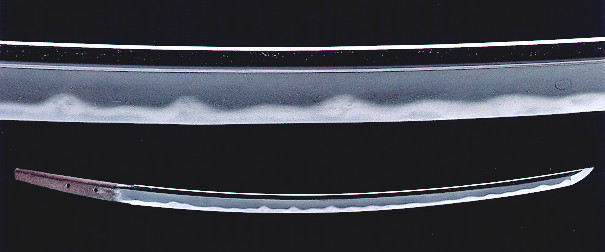 Khi Chiến tranh thế giới 2 kết thúc, Nhật Bản đầu hàng quân đồng minh. Hàng triệu vũ khí của Nhật Bản bị phá hủy, trong đó có hàng vạn thanh kiếm.