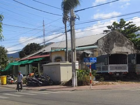 Cuu Truong phong TN&MT nhieu dat bat thuong: Giai thich la