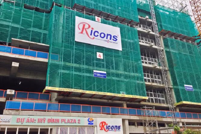 Xay dung Ricons lam an sao truoc tranh chap voi Coteccon?