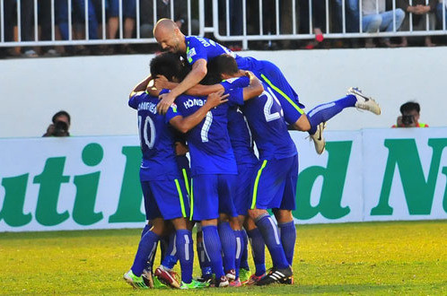 HAGL 4-2 Khanh Hoa: Cong Phuong lap cong lon