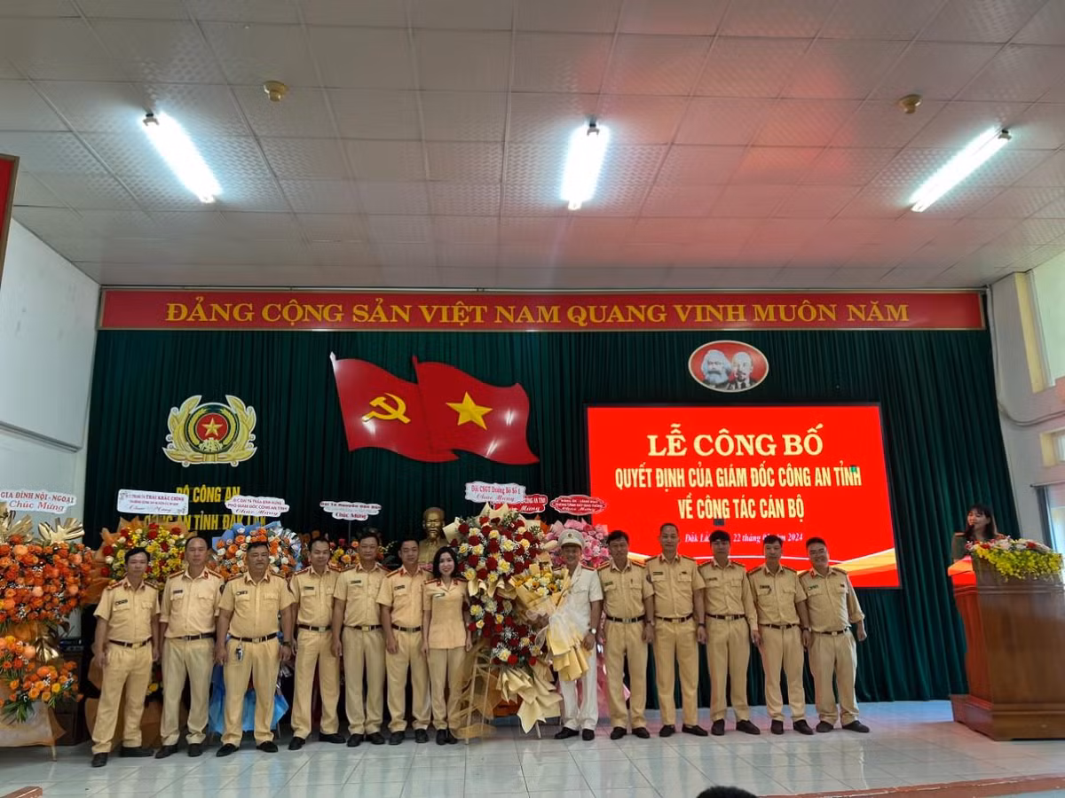 Bo nhiem Pho truong phong Phong Canh sat giao thong Dak Lak-Hinh-2