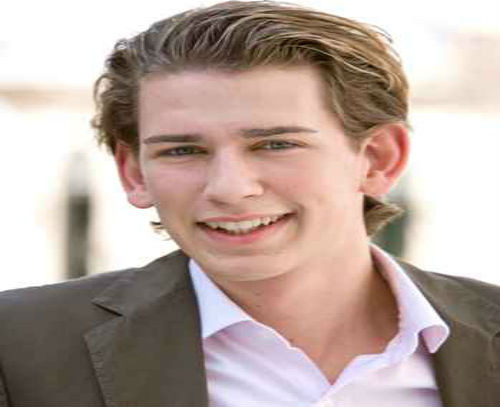 Sebastian Kurz được biết đến là ngoại trưởng không thích đeo cà-vạt.