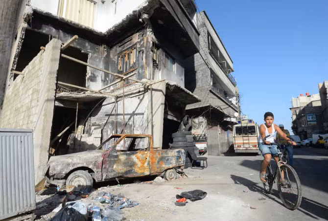 Một người dân địa phương trong khu vực Abbas ở Damascus.