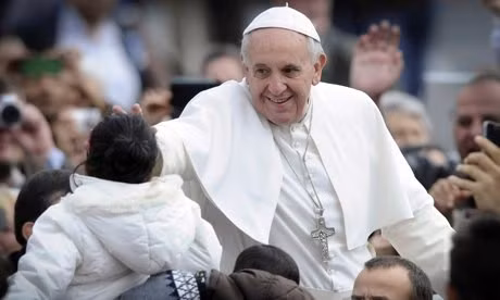 Bức họa yêu thích của Đức Giáo hoàng Francis là “The White Crucifixion” của họa sĩ Marc Chagall.