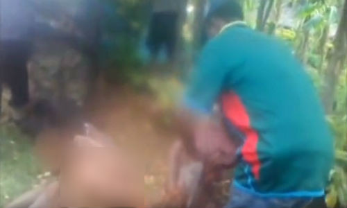 Lot tran, tra tan bon phu nu vi nghi la phu thuy