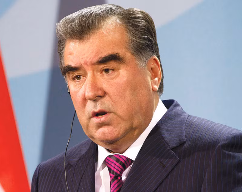 Ông Emomali Rahmon trở thành Tổng thống nước Cộng hòa Tajikistan từ năm 1994 và vẫn đảm nhiệm cương vị này.