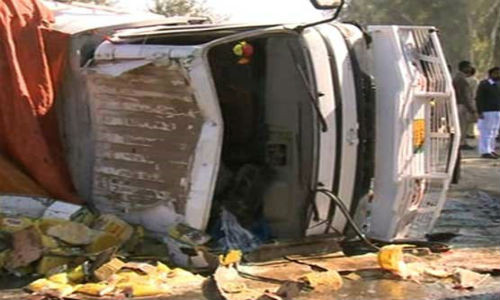 Vụ tai nạn xe buýt xảy ra tại Pakistan đêm 22/10 đã khiến ít nhất 15 người thiệt mạng và hơn 40 người bị thương.