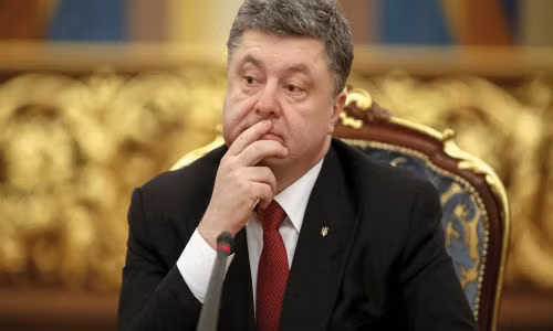 Thach thuc lon nhat doi voi Tong thong Poroshenko