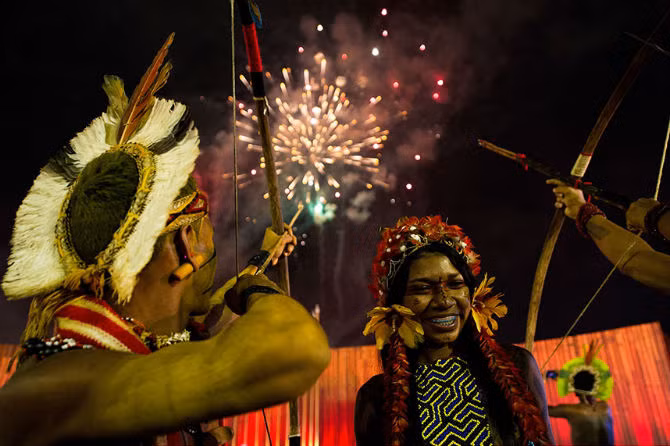 Song dong The van hoi tho dan dau tien tren the gioi-Hinh-5