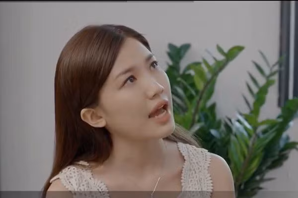 Tra tieu tam 'Hoa hong tren nguc trai' cang bi ghet cang gay tranh cai-Hinh-2