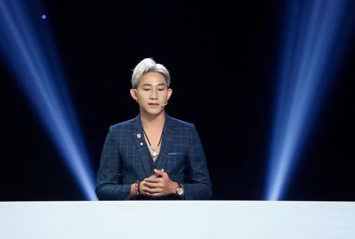 Cuoc doi thang tram cua cuu thanh vien HKT: Tung suyt tu tu-Hinh-3