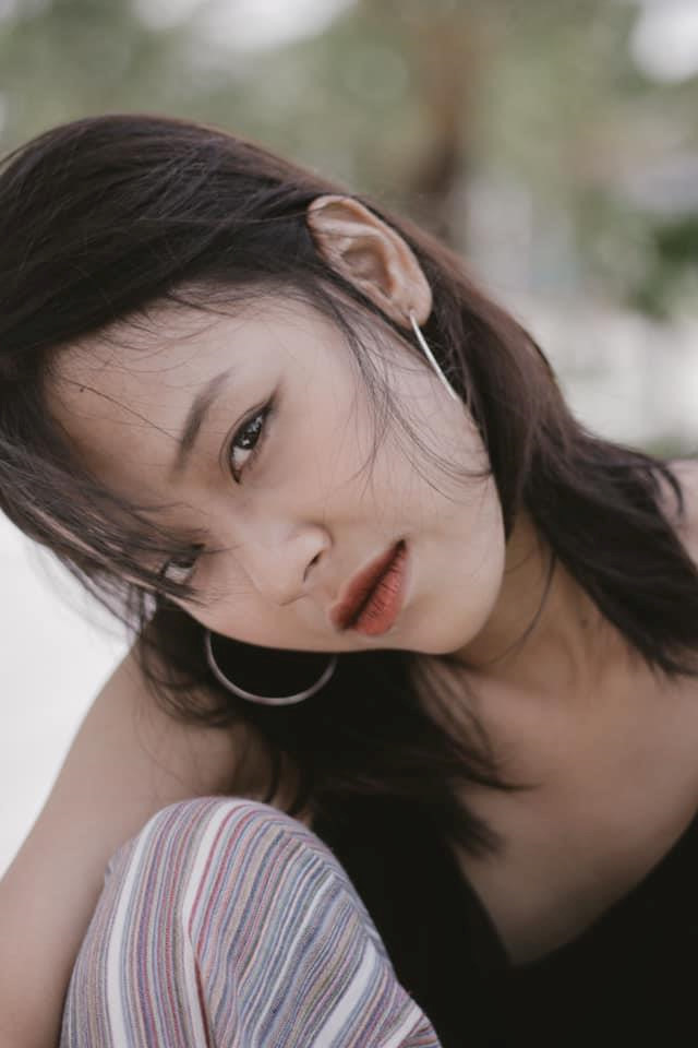 "Hiện tại, còn là học sinh, mình chưa có mục tiêu rõ ràng hay cụ thể nhưng nhất định sau này phải cố gắng kiếm được thật nhiều tiền", Mỹ Anh chia sẻ với Zing.vn.